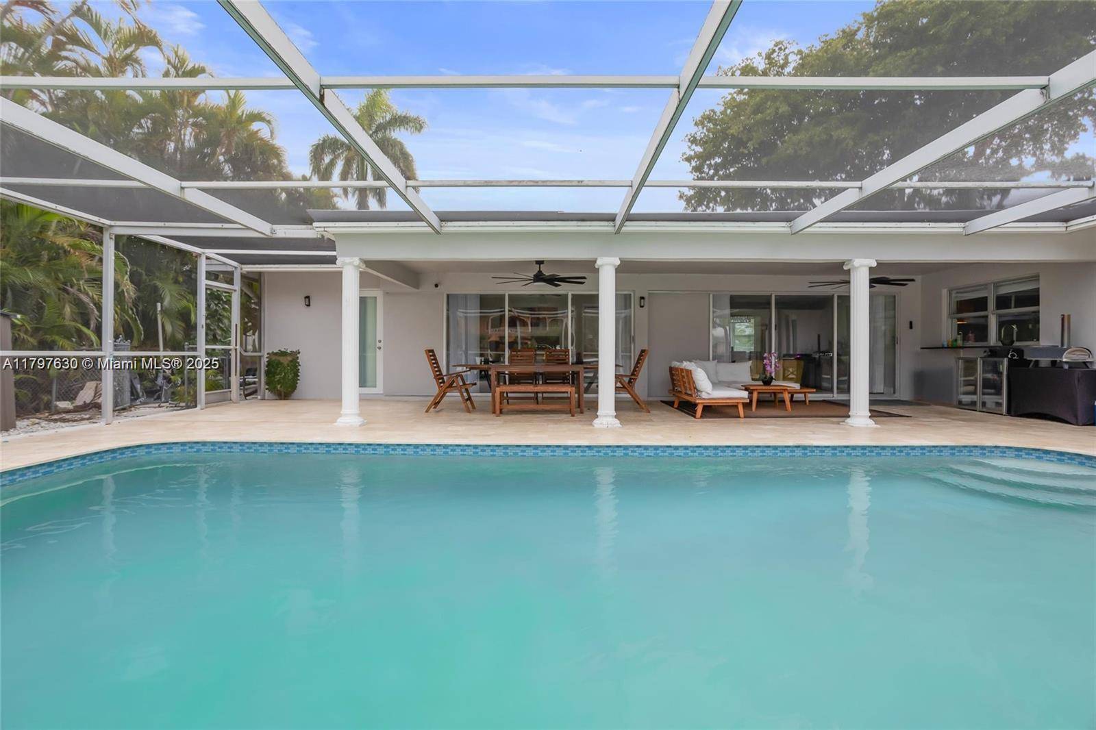 Fort Lauderdale, FL 33304,608 1st Key Dr