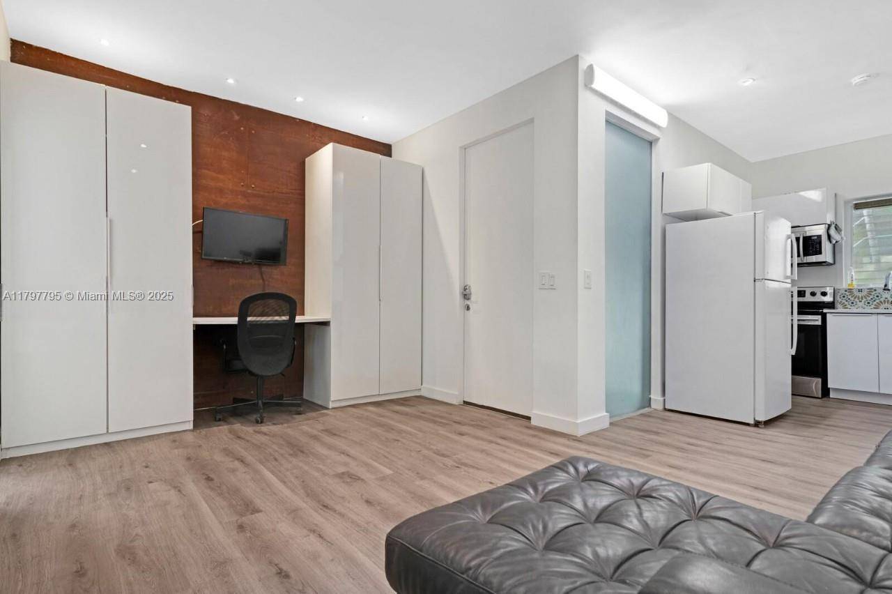 1351 Meridian Ave #3, Miami Beach, FL 33139