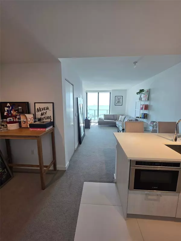 Miami, FL 33137,501 NE 31st St #2802