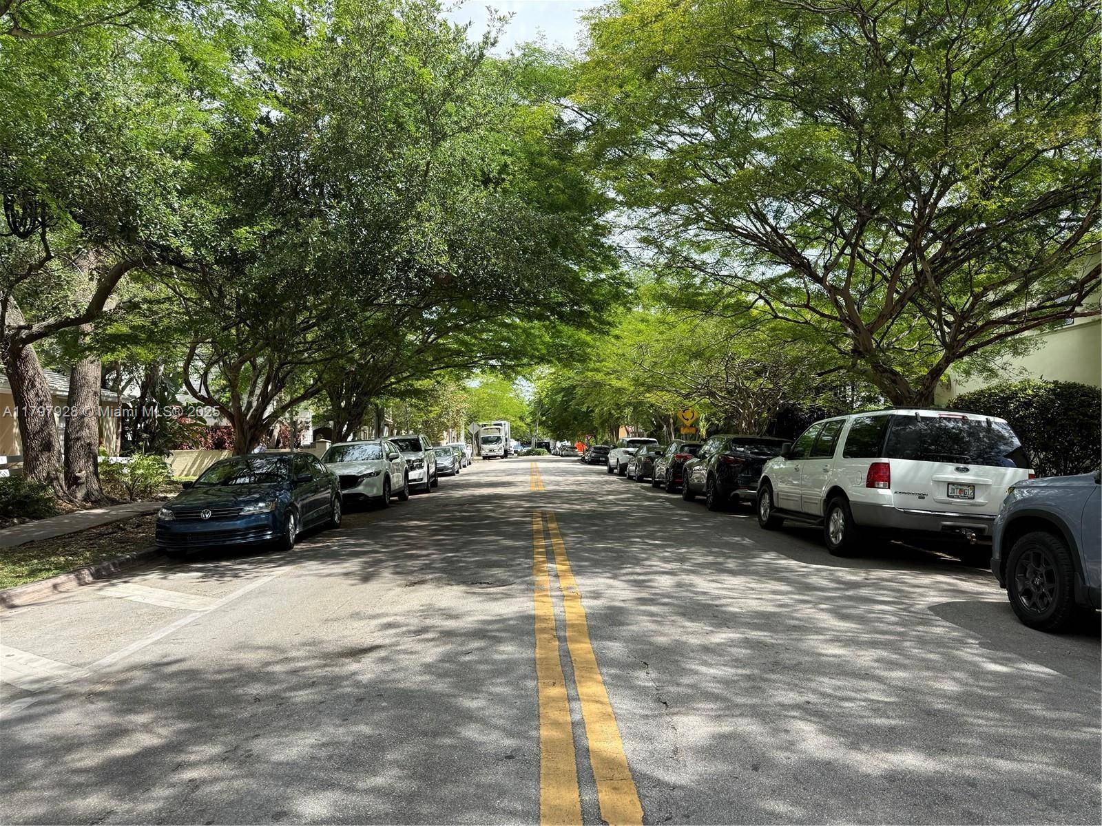 Coral Gables, FL 33134,291 Navarre Ave #4