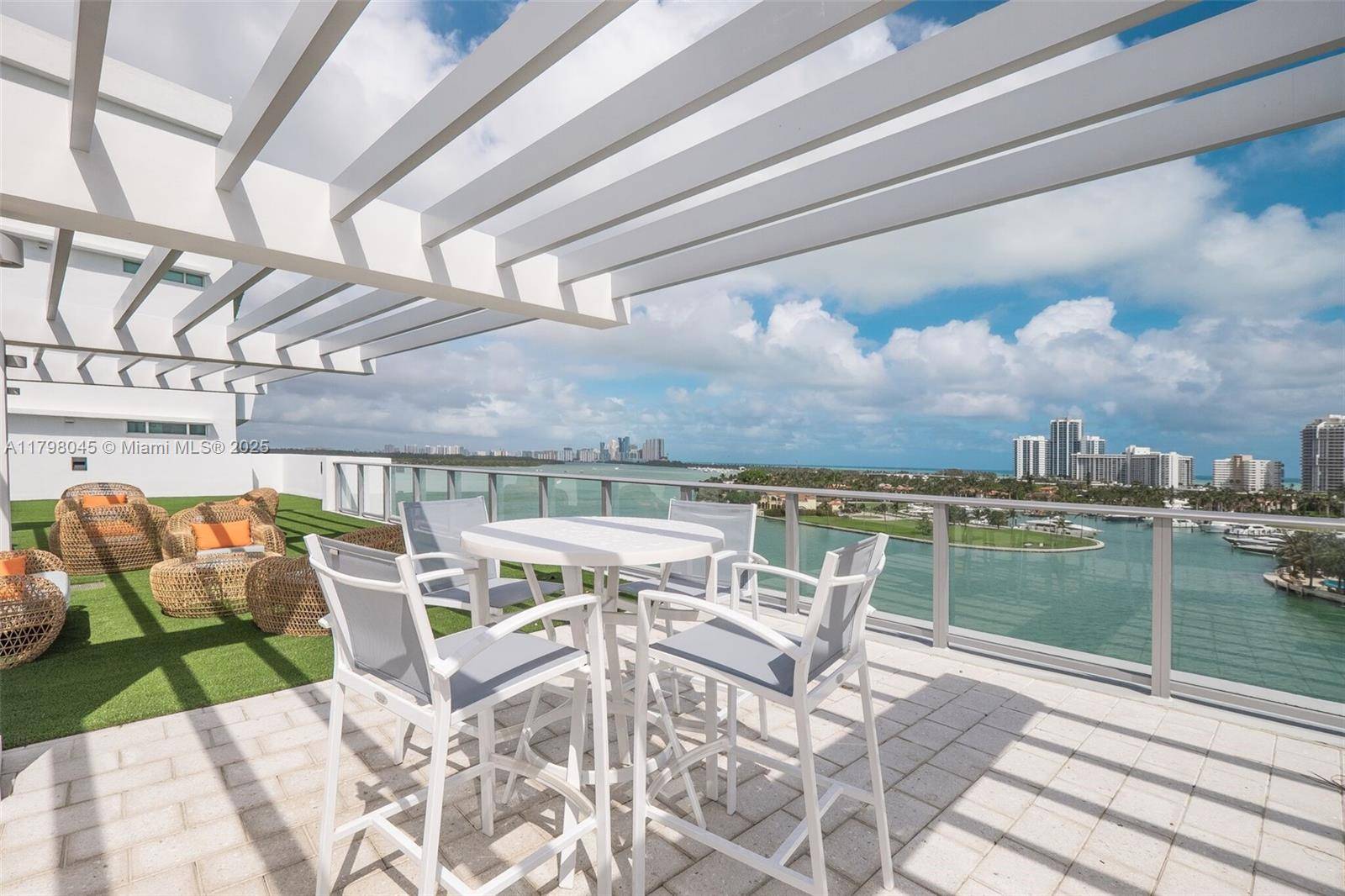 Bay Harbor Islands, FL 33154,10201 E Bay Harbor Dr #506