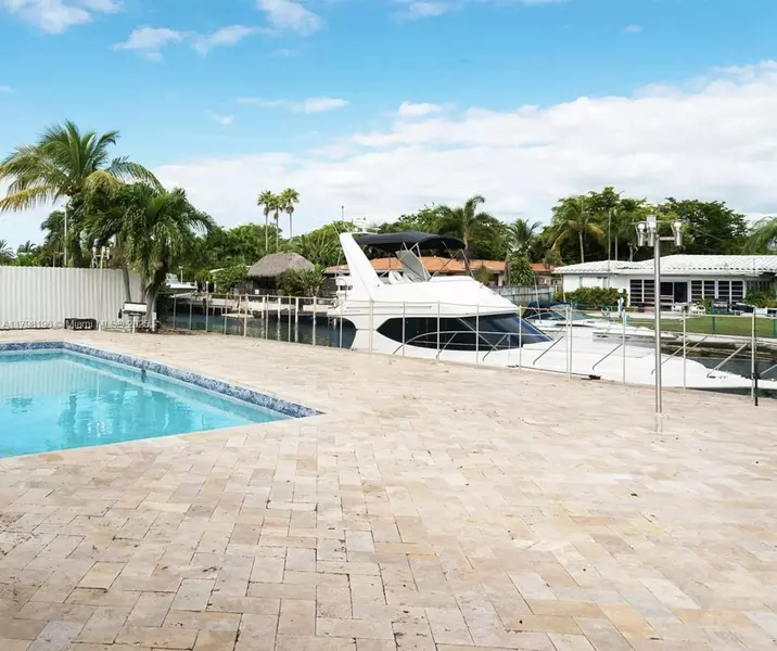 2055 Keystone Blvd, North Miami, FL 33181