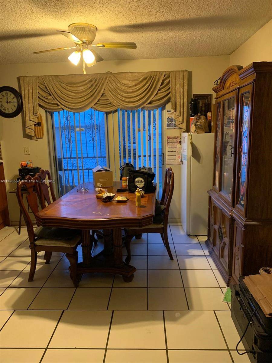 Miami, FL 33142,1253 NW 44th St