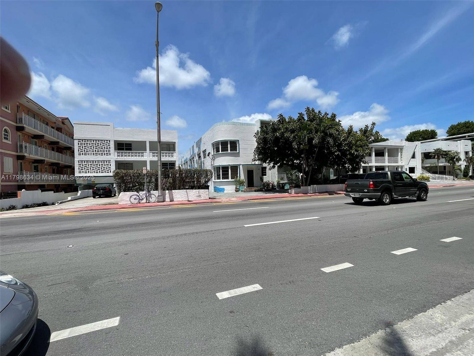 Surfside, FL 33154,9040 Collins Ave