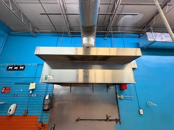 Hialeah, FL 33013,1120 E 25th St