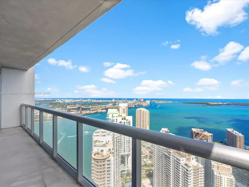 475 Brickell Ave #5507, Miami, FL 33131