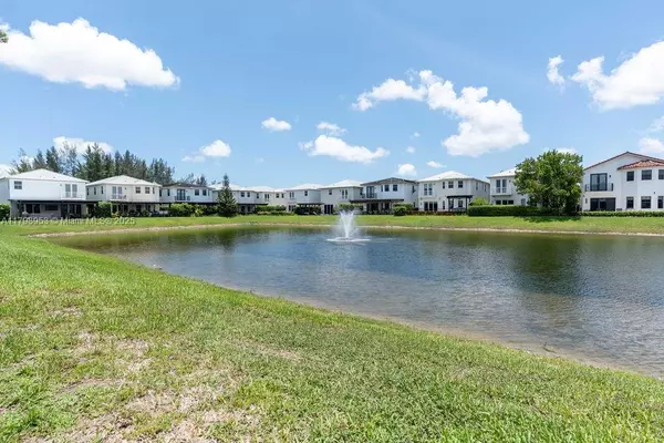 Doral, FL 33178,10464 NW 70th Ln