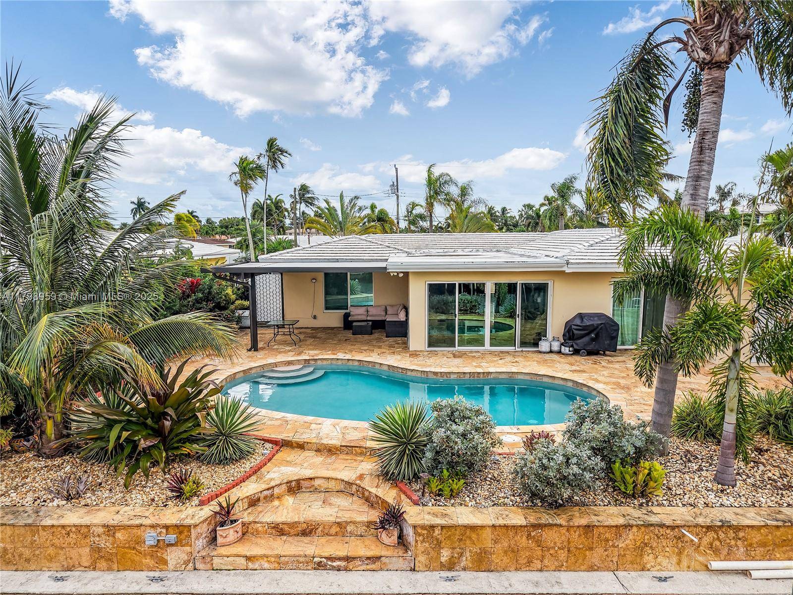 Pompano Beach, FL 33060,281 SE 3rd Ct #281