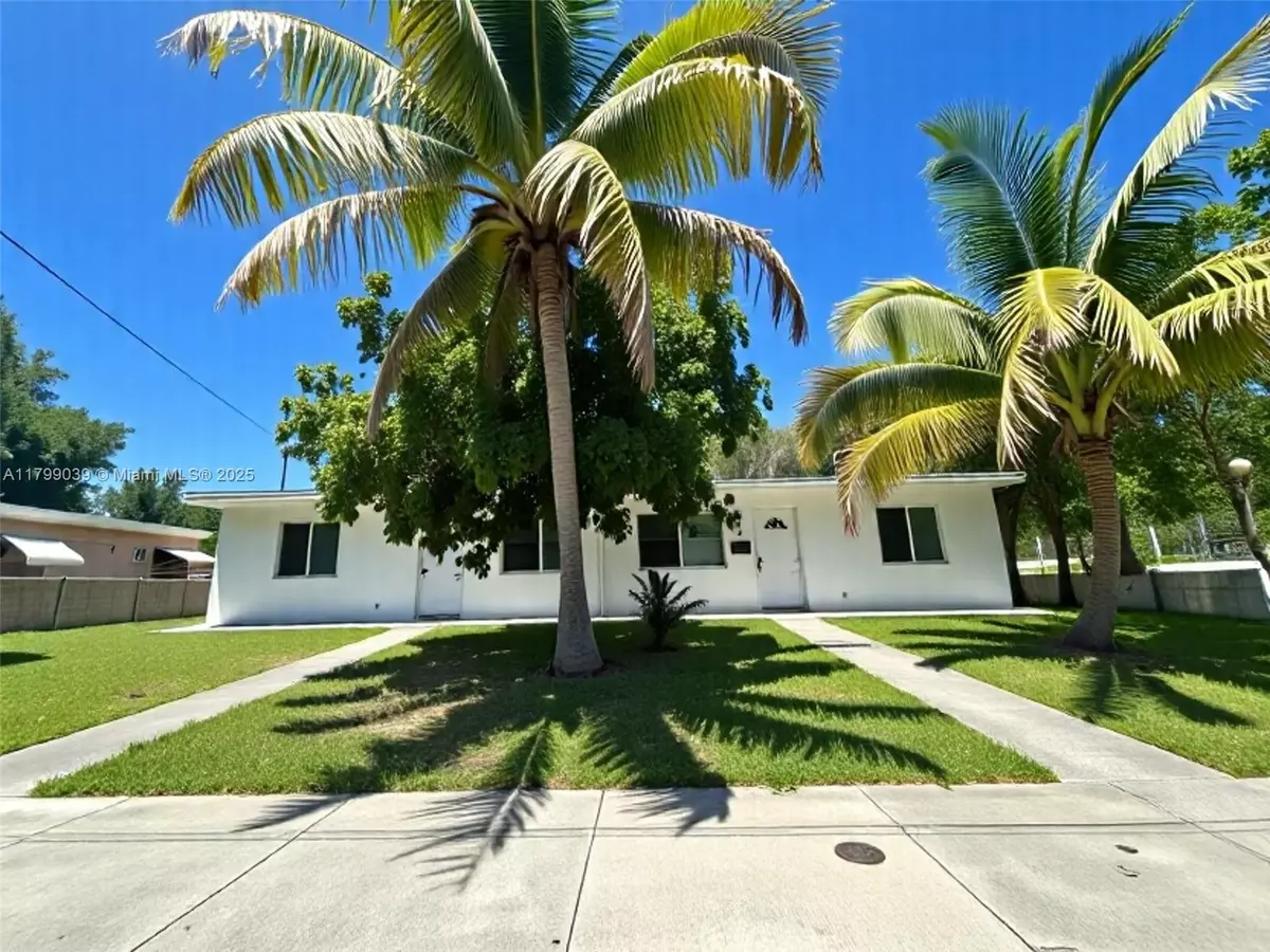North Miami Beach, FL 33162,16204 NE 18th Ct