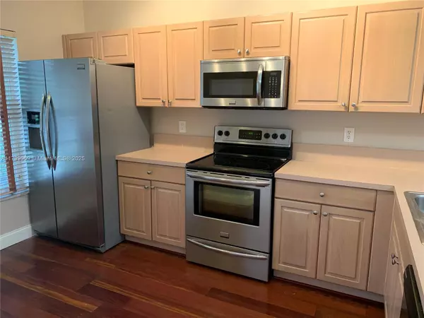 Pembroke Pines, FL 33025,12210 SW 8th Ct