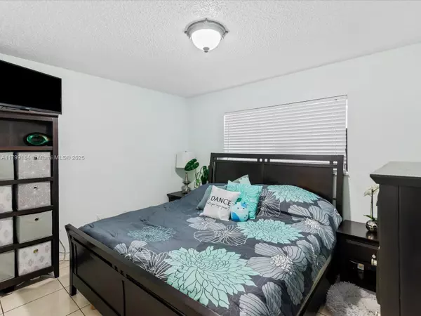 Hialeah Gardens, FL 33018,8851 NW 119th St #3314-3
