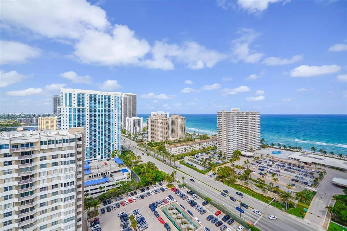 Hallandale Beach, FL 33009,1985 S Ocean Dr #PHD