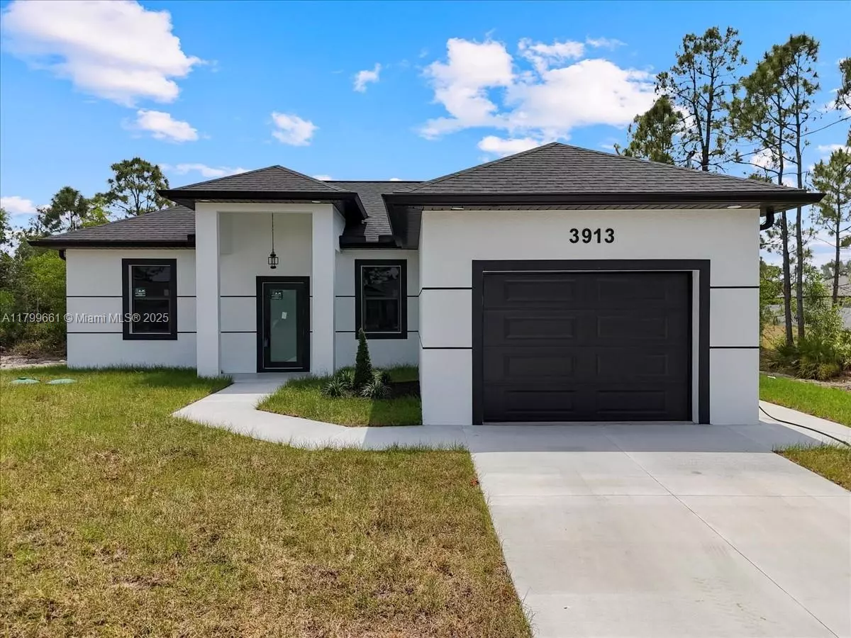 Lehigh Acres, FL 33976,3913 SW 4th Strret