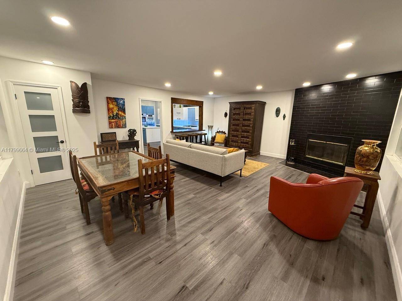 Other City - In The State Of Florida, FL 33830,1615 S Hibiscus  Dr.