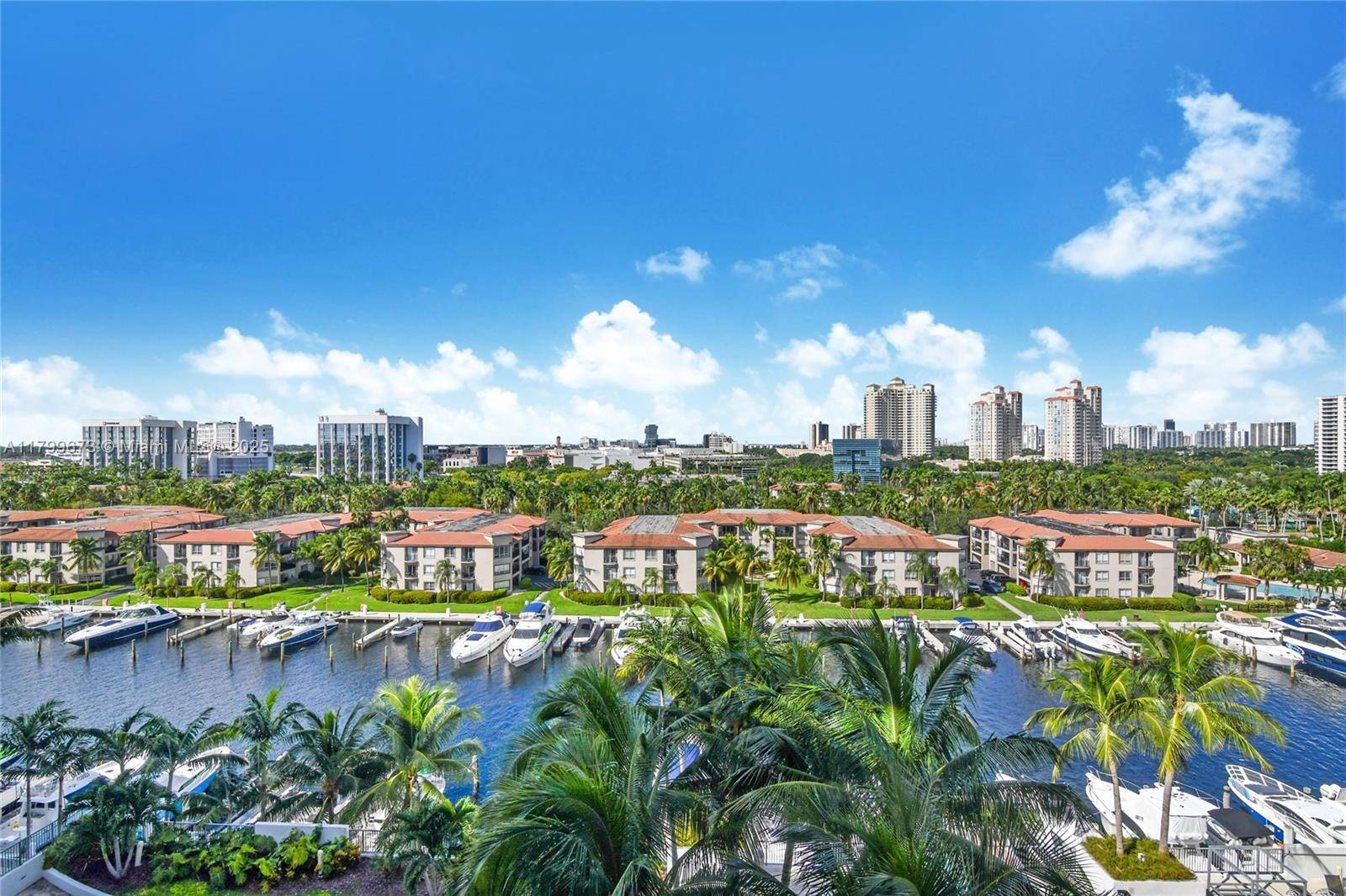 Aventura, FL 33180,3029 NE 188th St #818