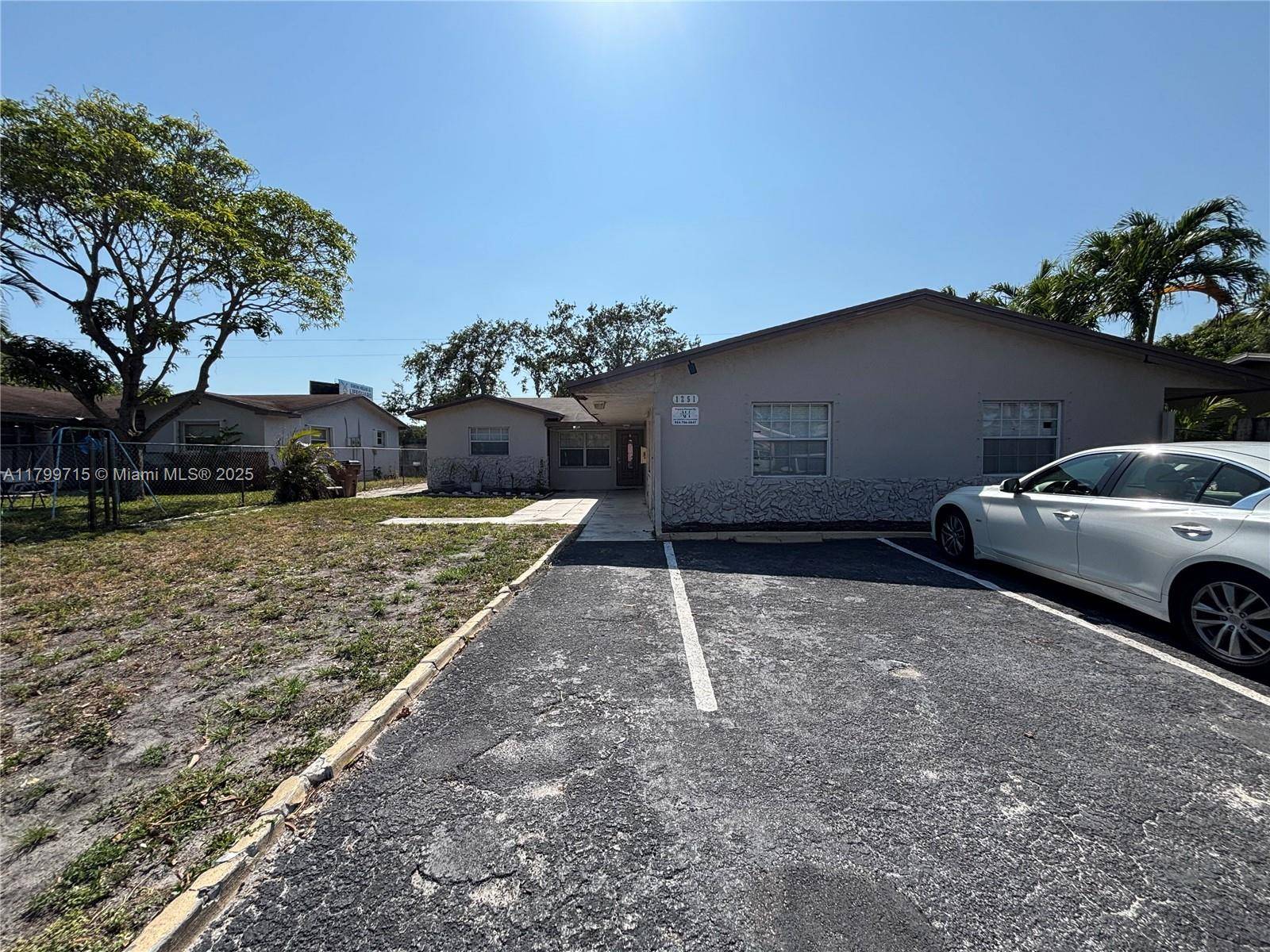 1251 SW 11th Ave #2, Deerfield Beach, FL 33441