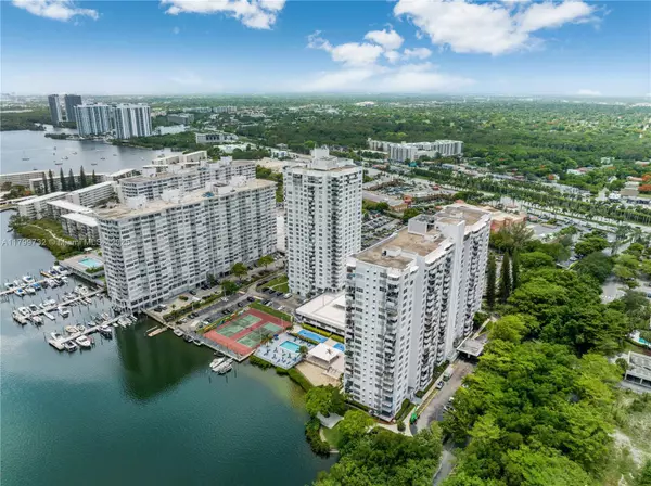 2750 NE 183rd St #504, Aventura, FL 33160