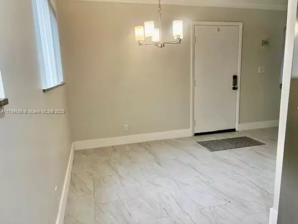 Tamarac, FL 33321,9920 NW 68th Pl #103
