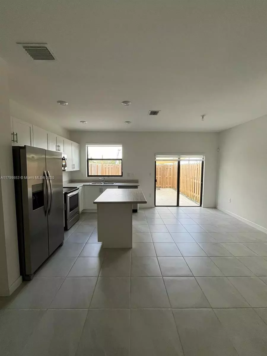 Miami, FL 33190,9941 SW 228th Ter #9941