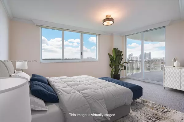 Hallandale Beach, FL 33009,1745 E Hallandale Beach Blvd #1903W