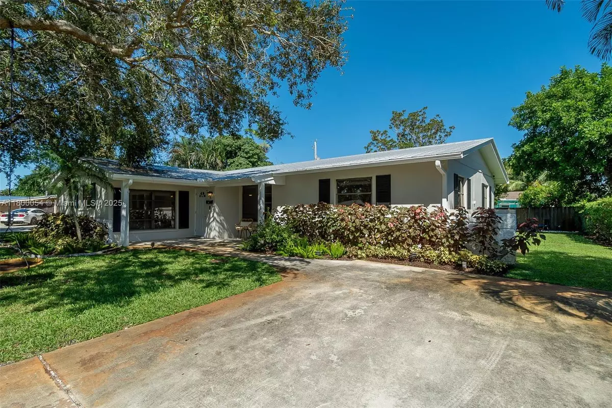 North Palm Beach, FL 33408,712 Tradewind Dr