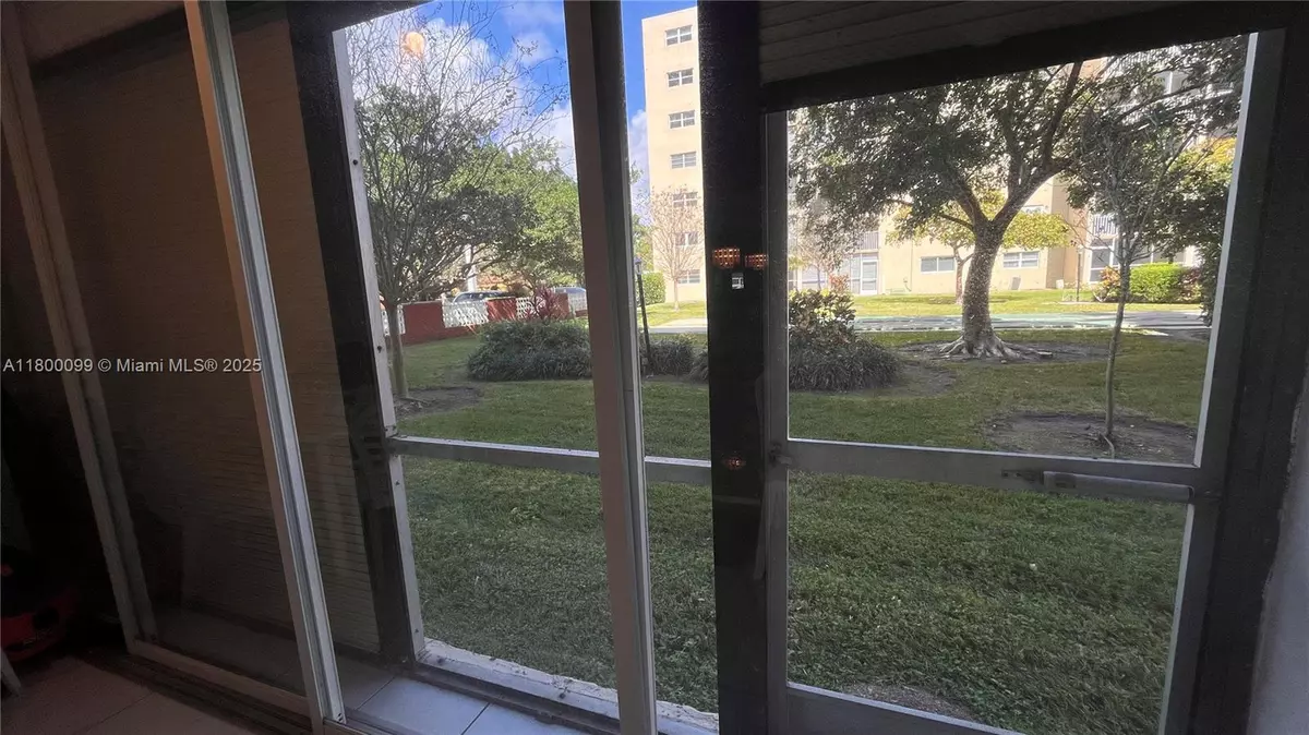 Hallandale Beach, FL 33009,610 NE 12th Ave #102