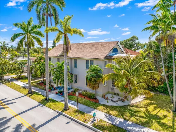 Hollywood, FL 33020,206 S 15th Ave