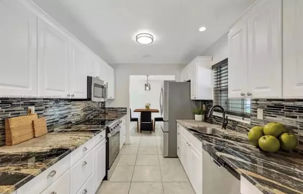 Naples, FL 34110,124 Flame Vine Drive