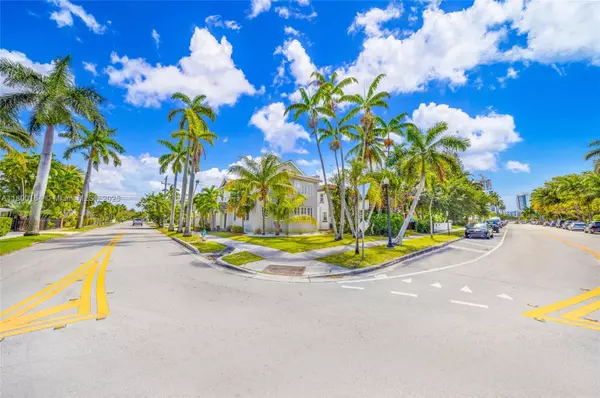 Hollywood, FL 33020,206 S 15th Ave #1-6