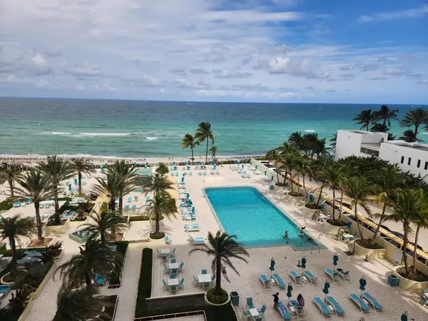 Hollywood, FL 33019,2501 S Ocean Dr #723