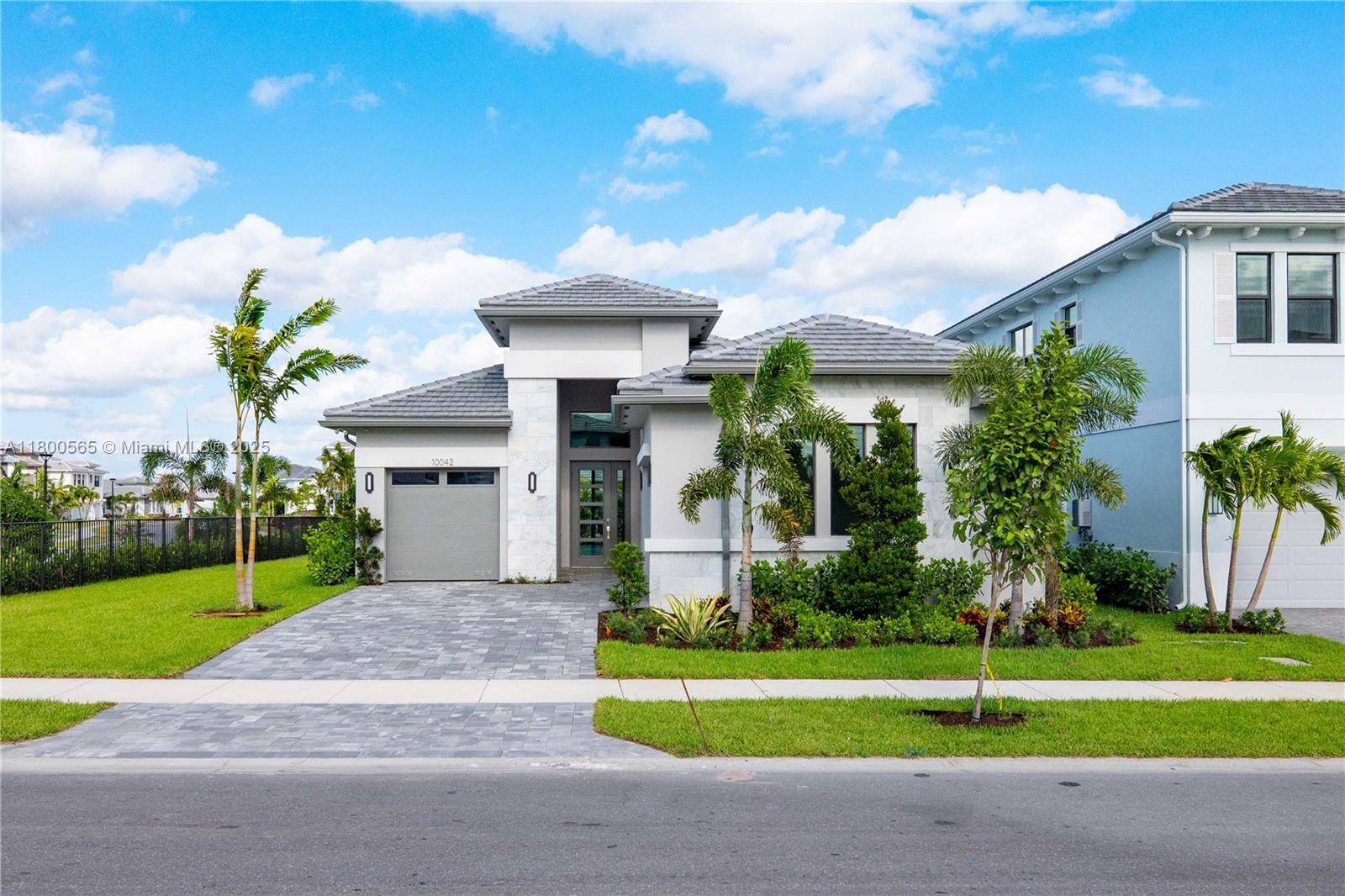 Palm Beach Gardens, FL 33412,10042 Bird Watch Way