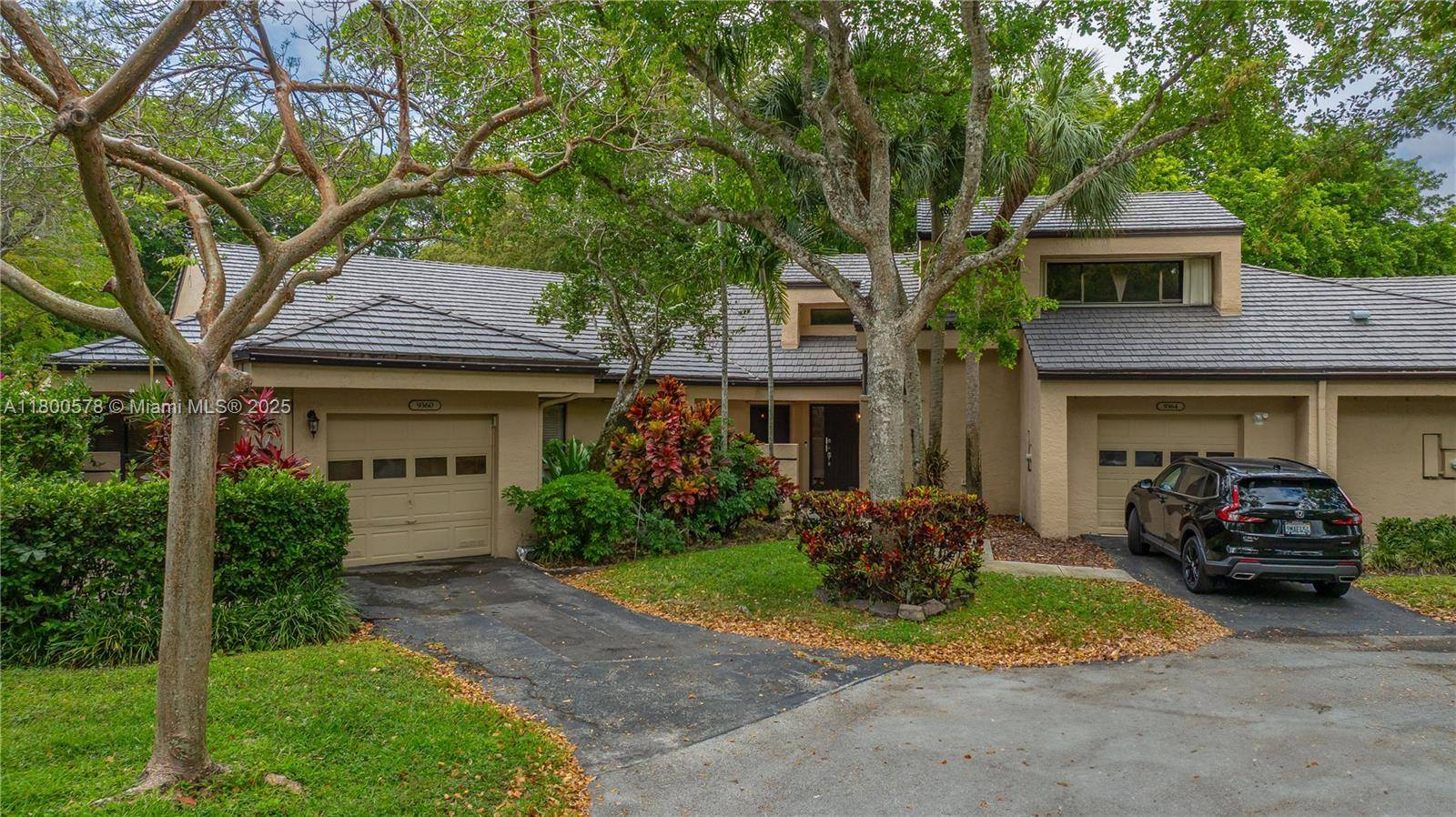 Plantation, FL 33324,9360 S Chelsea Dr S