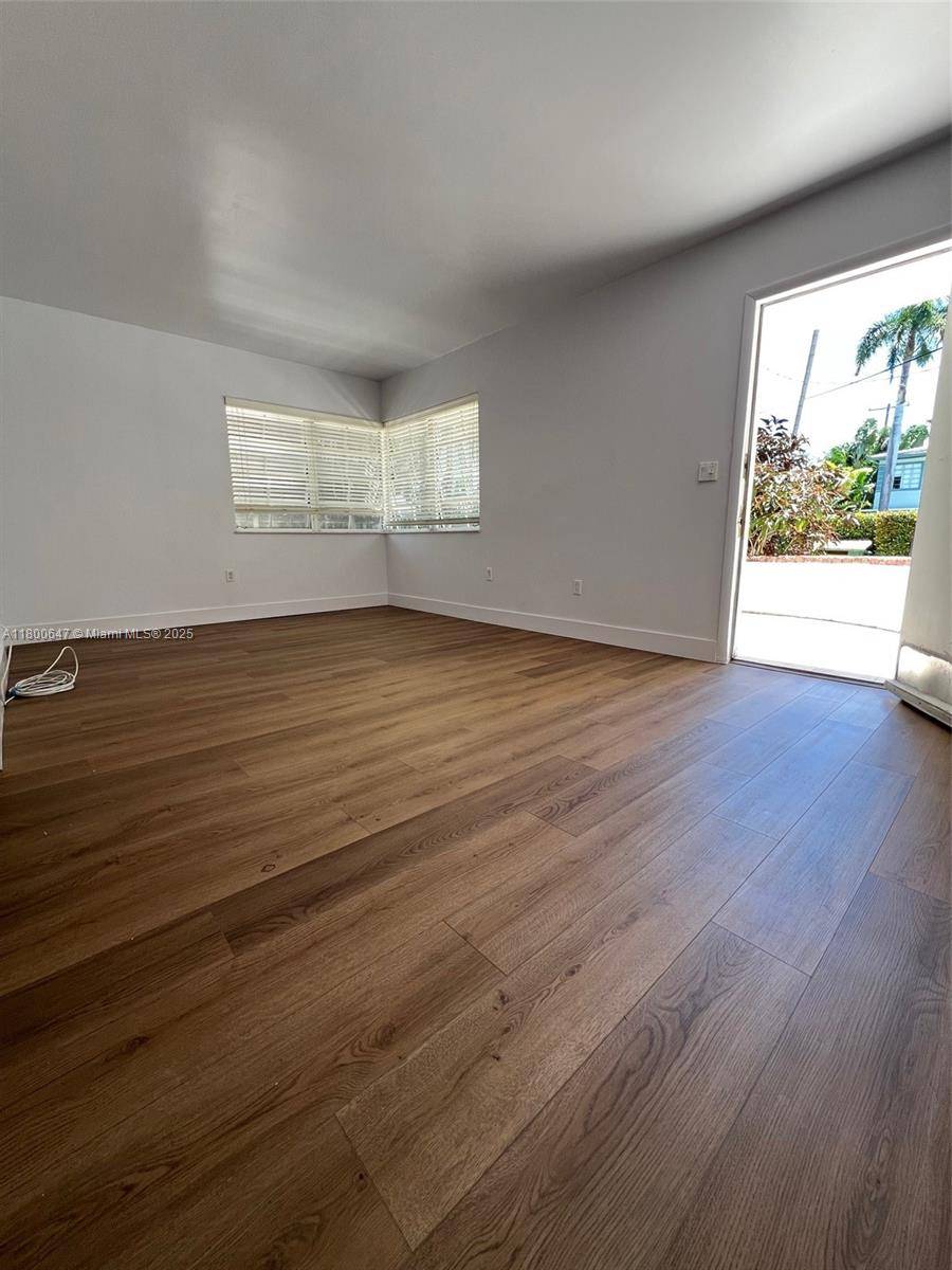 Miami Beach, FL 33139,1605 Lenox Ave #1605-9