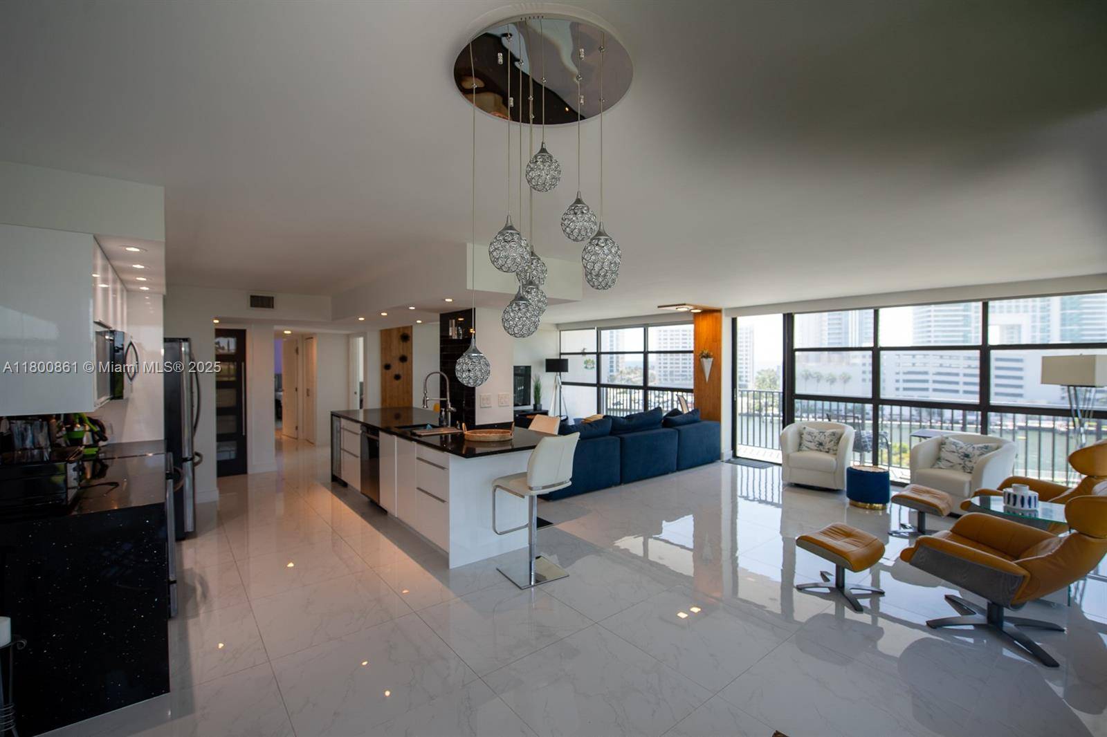 Hallandale Beach, FL 33009,600 Parkview Dr #830