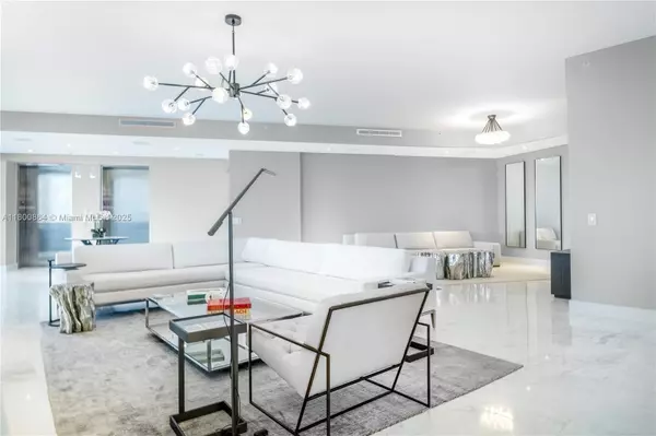 Sunny Isles Beach, FL 33160,18555 Collins Ave #1505