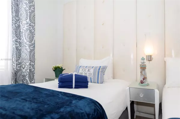 Miami Beach, FL 33141,6760 Collins Ave #1