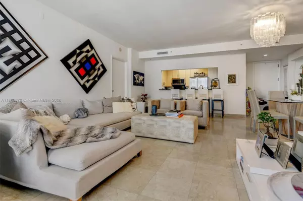 Miami, FL 33131,801 Brickell Key Blvd #1503