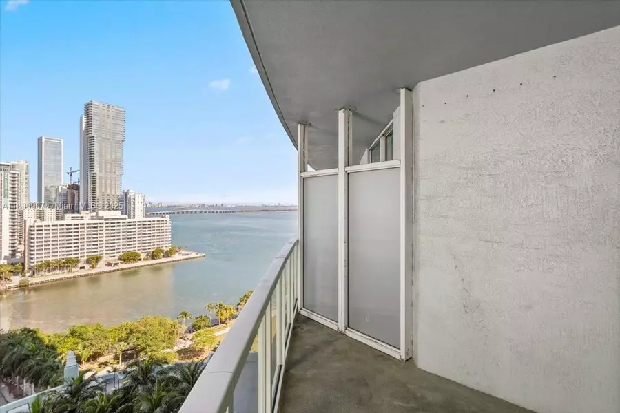 1900 N Bayshore Dr #1810, Miami, FL 33132