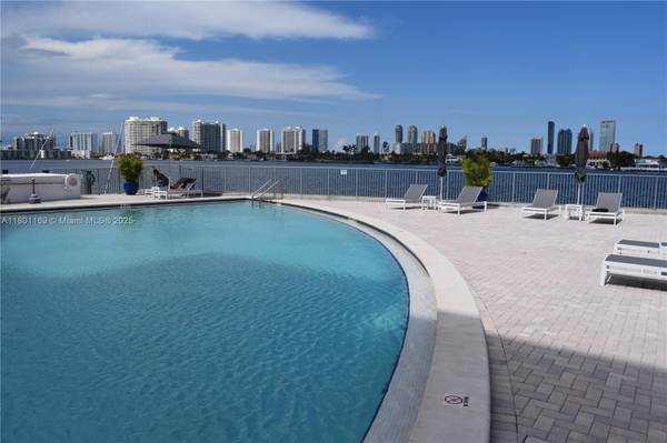 16565 NE 26th Ave #3F, North Miami Beach, FL 33160