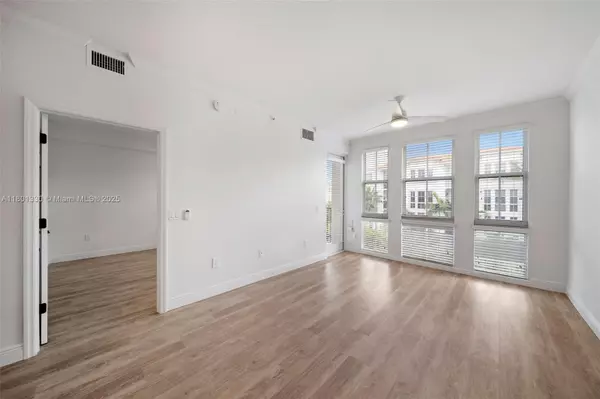 Pembroke Pines, FL 33025,10170 SW 7th St #24-305