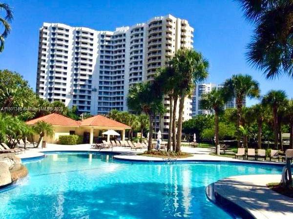 Aventura, FL 33180,3300 NE 191st St #1612
