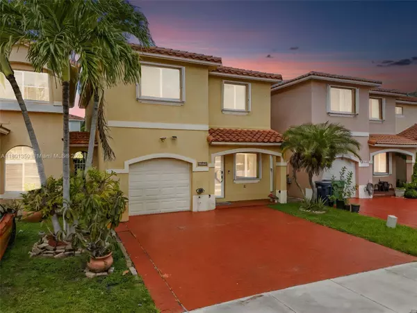 6014 SW 162nd Pl, Miami, FL 33193