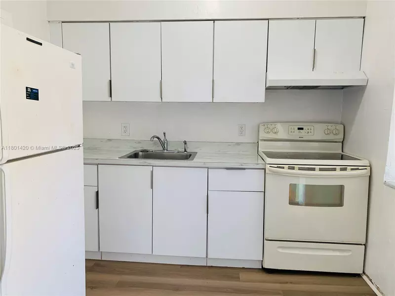 Miami, FL 33138