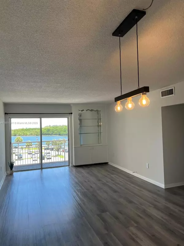 Sunny Isles Beach, FL 33160,Address not disclosed