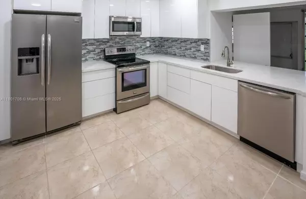 Miami, FL 33157,17252 SW 112th Pl #21243