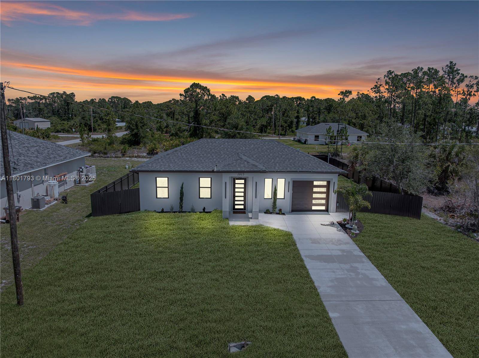 Lehigh Acres, FL 33974,1015 E WINTERS ST