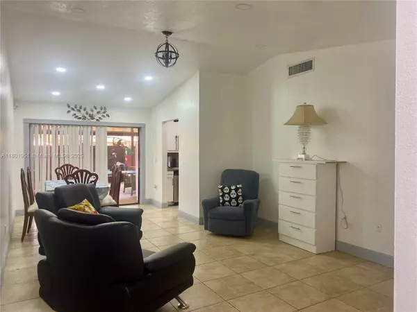 Miami, FL 33175,5017 SW 139th Pl
