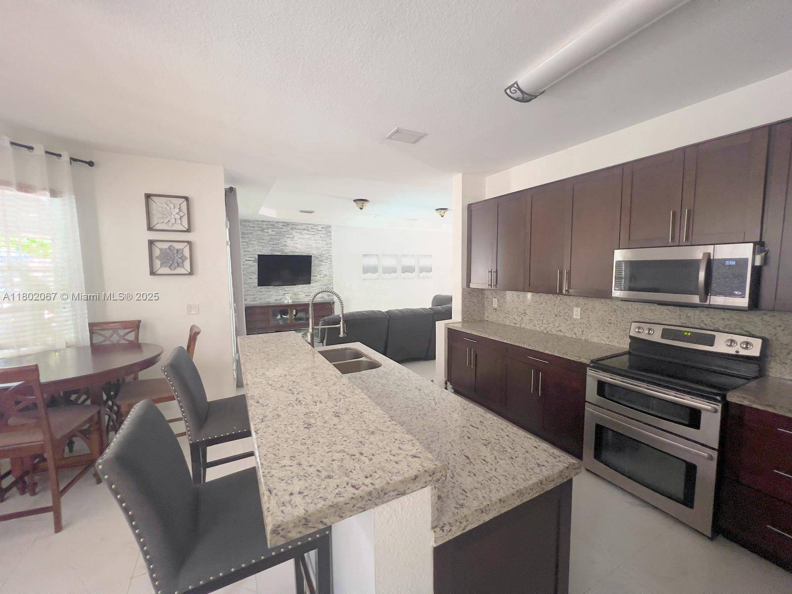 Miami, FL 33177,19994 SW 129th Ct