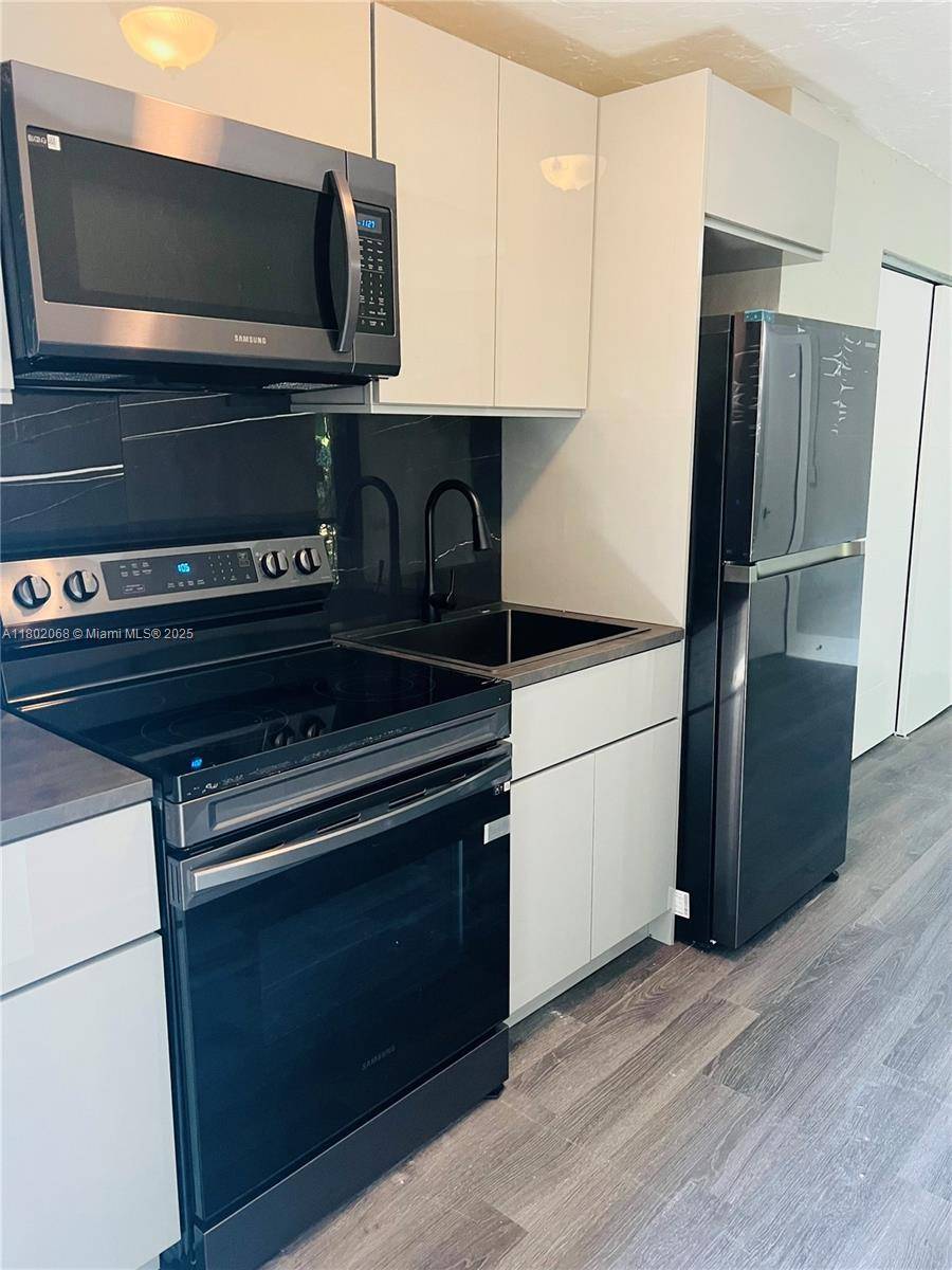 1126 NW 58th Ter #UNIT #1, Miami, FL 33127