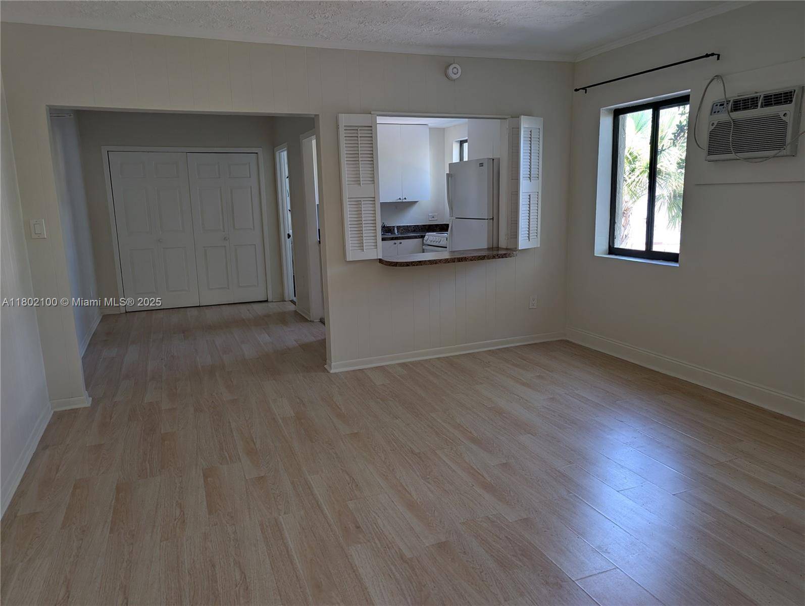 Coral Gables, FL 33134,38 Oviedo Ave #5
